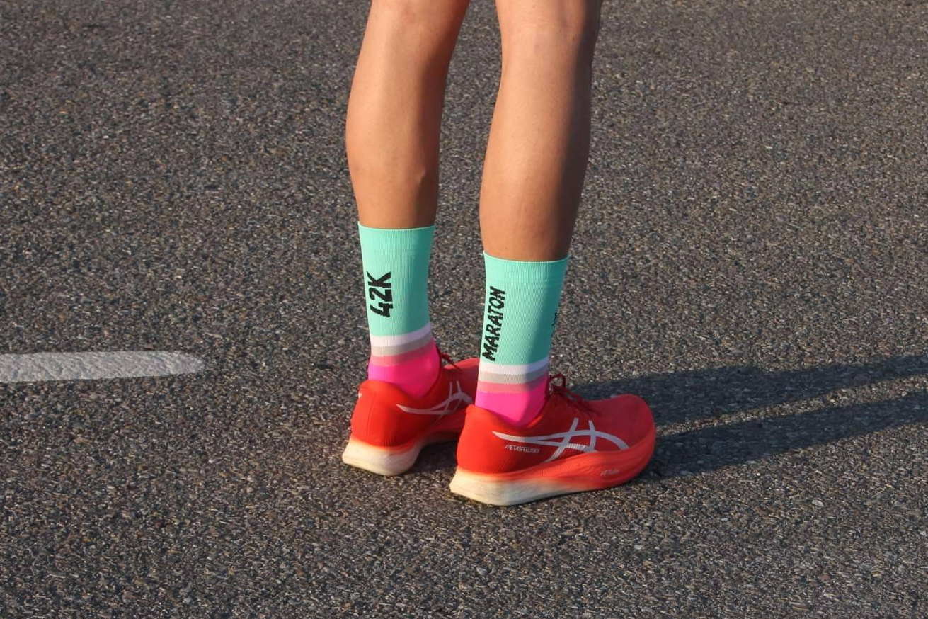 La importancia de elegir los calcetines running adecuados para correr una maratón
