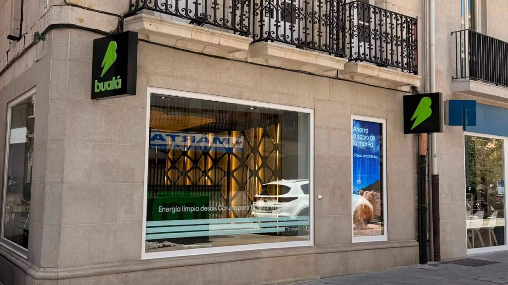 Bualá inaugura su nueva sede corporativa en A Coruña tras superar los 20.000 clientes