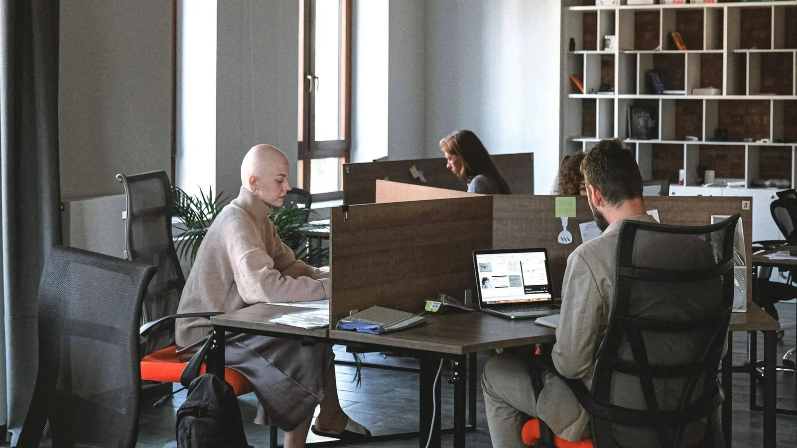 ¿Quién responde ante un accidente laboral en un coworking? Català Reinón Abogados analiza el nuevo escenario